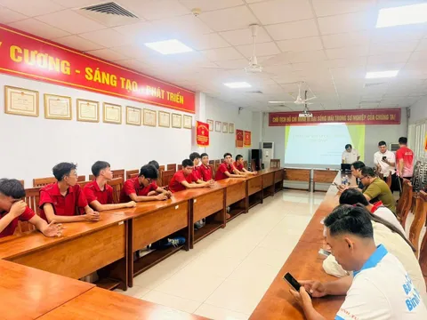 VĐV TP.HCM tập huấn sơ cấp cứu thể thao, nâng kỹ năng xử lý chấn thương thực tế