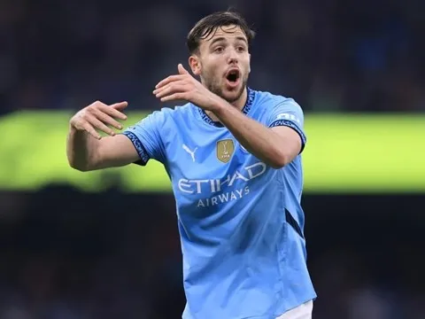 Pep Guardiola làm rõ sự vắng mặt của Nico Gonzalez