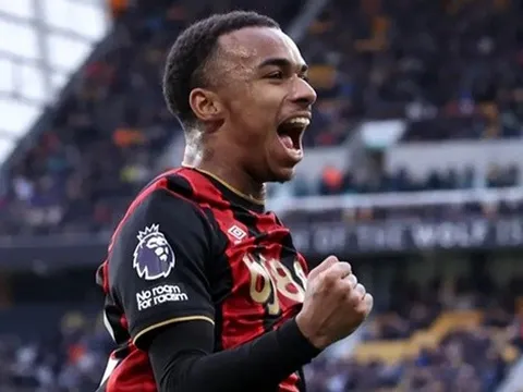 Bournemouth từ chối bán Kroupi dù nhận đề nghị 100 triệu euro
