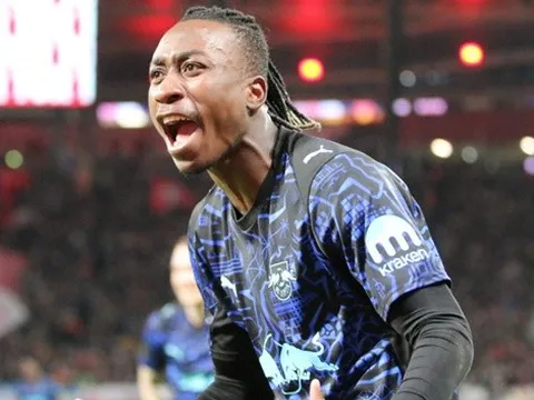 Leipzig liệu có thể giữ chân Yan Diomande trước túi tiền của Chelsea?