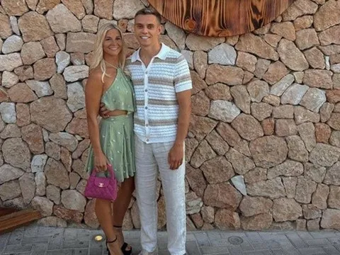 Leandro Trossard chia tay vợ sau 13 năm gắn bó