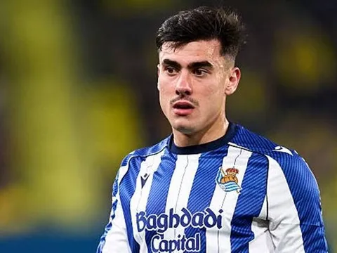 Man Utd và Chelsea cùng tranh giành Ander Barrenetxea
