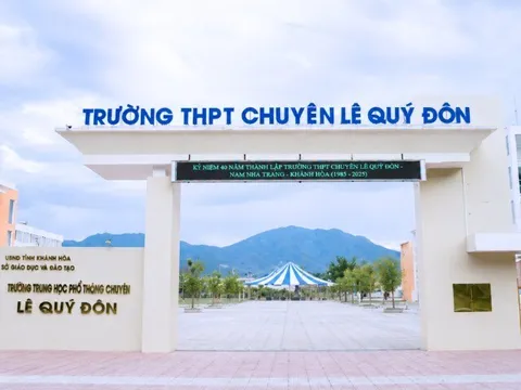 Hai ngôi trường THPT Chuyên ở Khánh Hòa: Đều mang tên nhà bác học nổi tiếng, bảng vàng thành tích "đếm không xuể"