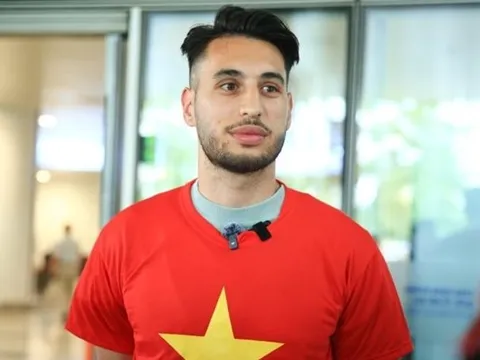 Julien Mouillon bất ngờ lộ diện và sắp cập bến CAHN?