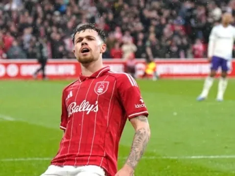 Tin đồn chuyển nhượng tối 15/5: MU theo sát Neco Williams; PSG muốn nổ bom tấn Alvarez