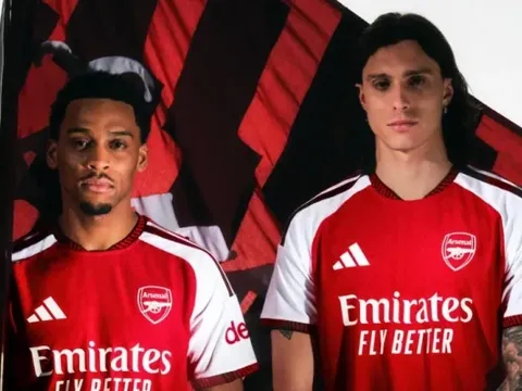 CĐV phát cuồng với áo đấu mới của Arsenal