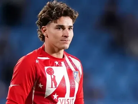 Arsenal mất Julian Alvarez vào tay PSG