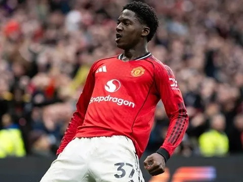 Mainoo từng muốn rời Man Utd vì bị Amorim ngó lơ