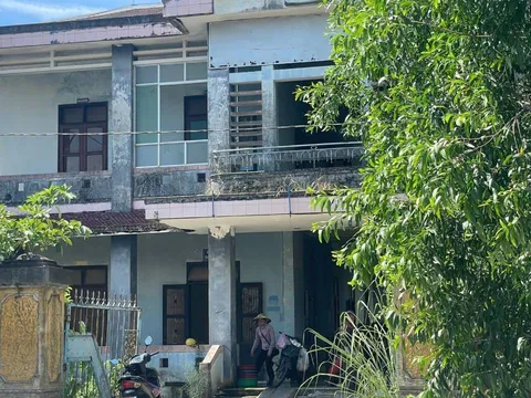 Ghen tuông mù quáng, người đàn ông dùng dao đâm vợ cũ
