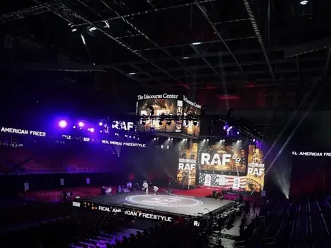 RAF chính thức tiến công thủ phủ võ thuật Las Vegas vào tháng 10
