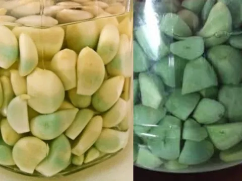 Tỏi ngâm chuyển màu xanh là vì sao, có phải do độc tố? Làm sao để tỏi ngâm trắng giòn?
