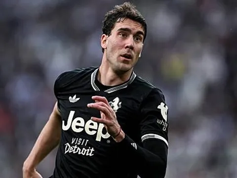 Arsenal theo sát Vlahovic khi đàm phán Juventus đổ vỡ