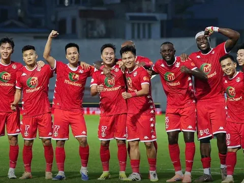 Hải Phòng hạ Becamex TP.HCM 4-2 bằng cơn mưa siêu phẩm