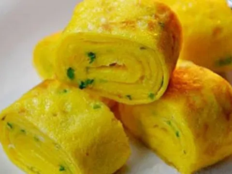 Cách rán trứng 2 quả nhiều như 4 quả