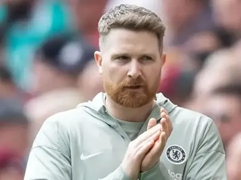 McFarlane tin Chelsea xứng đáng hưởng phạt đền trước Man City