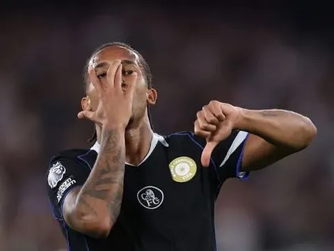 Tin đồn chuyển nhượng sáng 17/5: Juventus săn Silva; Deco 'xem giò' Joao Pedro
