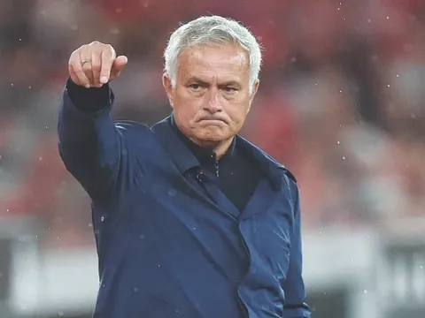 Jose Mourinho xác nhận 99% ở lại Benfica