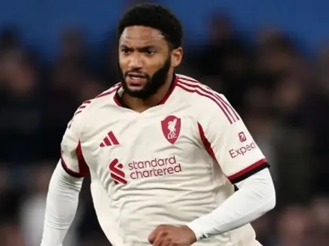 AC Milan nhận đề nghị chiêu mộ trung vệ Joe Gomez từ Liverpool
