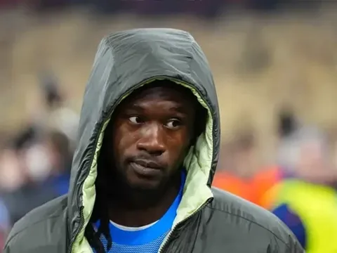 Mất vé C1, Tottenham thất thế trước MU vụ Camavinga