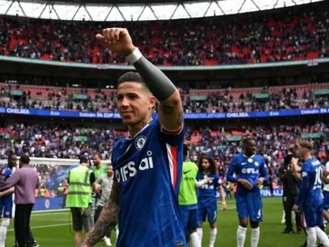 Thay Casemiro, Enzo Fernandez được tiến cử cho Man Utd