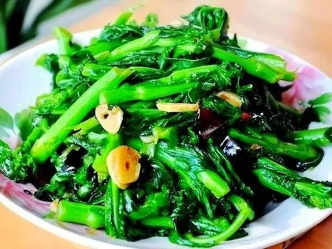 4 loại rau bị cảnh báo có nguy cơ gây ung thư nếu ăn quá nhiều: Sự thật là gì?