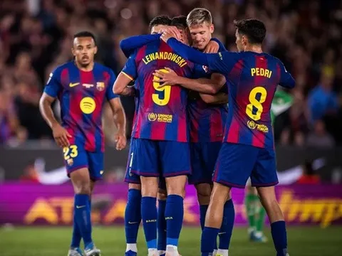 Chấm điểm Barcelona: Raphinha sáng chói nhất; Lewandowski chia tay Camp Nou