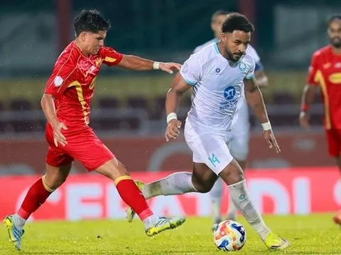 Nguyễn Xuân Son và sứ mệnh cứu rỗi mùa giải của Nam Định