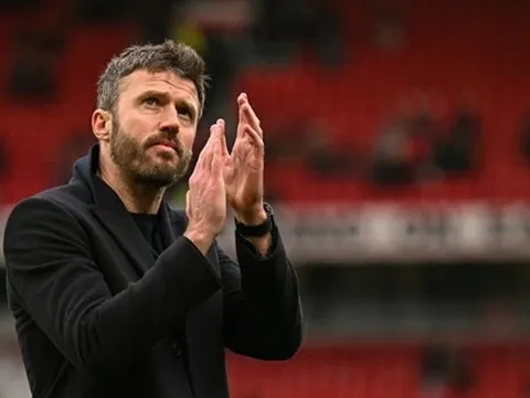 Fabrizio Romano xác nhận Michael Carrick gia hạn với Man United