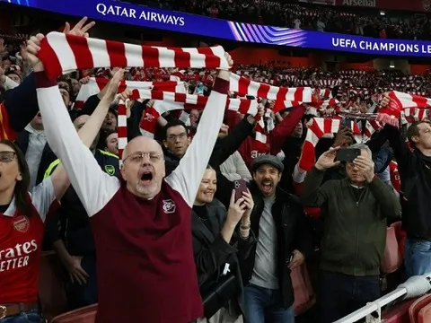 CĐV Arsenal trở thành điểm tựa của Arteta