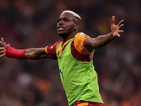 Chelsea nỗ lực vượt mặt Barca vụ Victor Osimhen