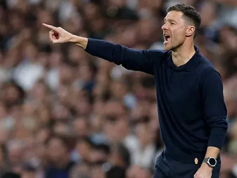 Xabi Alonso cân nhắc bán Joao Pedro để tránh biến động tại Chelsea