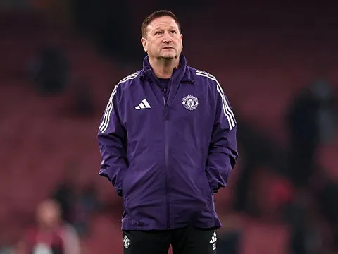 Bản hợp đồng Steve Holland mang ý nghĩa sống còn với Man Utd