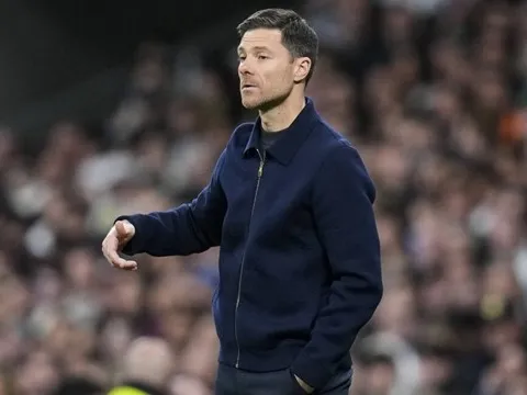 Ba chữ ký "vàng" giúp Xabi Alonso tái thiết Chelsea
