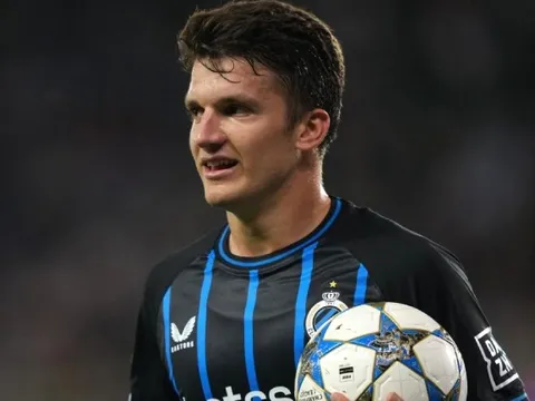 MU, Arsenal và Chelsea cùng cử người xem giò tiền đạo Tzolis