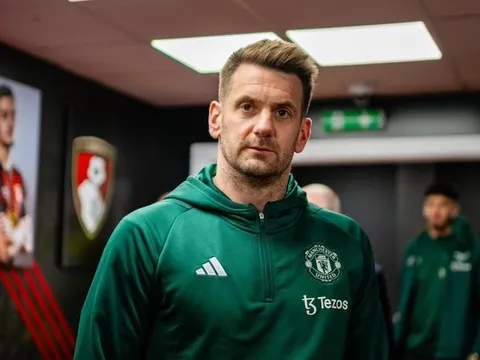 Giải mã hợp đồng thiên tài của MU với Tom Heaton