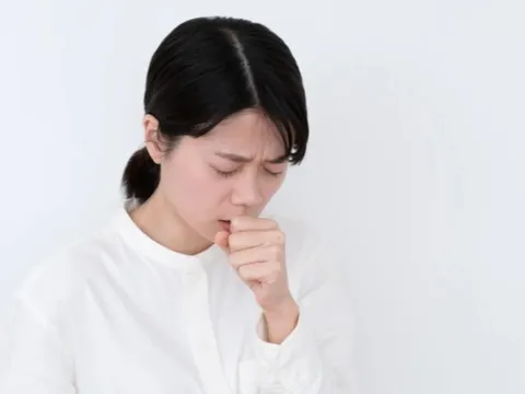 Ho dai dẳng nguyên nhân có thể do trào ngược dạ dày thực quản