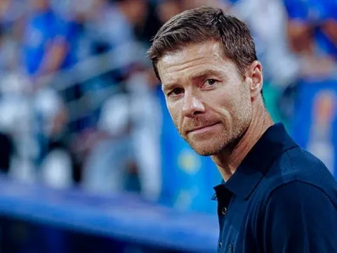 Chelsea chờ hệ thống linh hoạt của Alonso