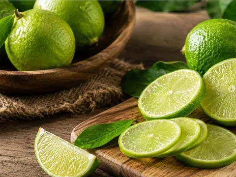 3 sai lầm khi dùng nước chanh: Tưởng tốt cho sức khỏe, ai ngờ phản tác dụng