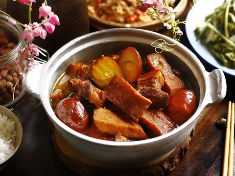 Cách nấu thịt kho tàu ngon mềm tan không ngán