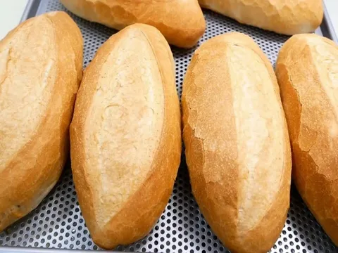 Người bị 1 trong 5 bệnh này tuyệt đối không nên ăn bánh mì