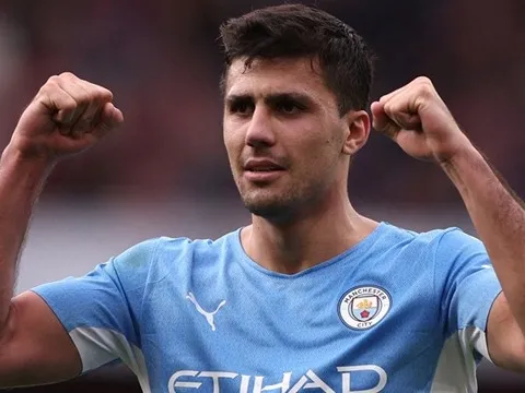Tin đồn chuyển nhượng sáng 21/5: Real Madrid chèo kéo Rodri; Barca đạt thỏa thuận với Rashford