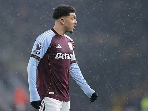 Man Utd tránh mất trắng Jadon Sancho