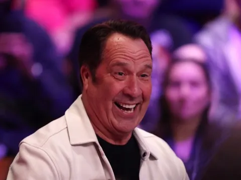 David Seaman dự đoán tỷ số trận chung kết PSG - Arsenal