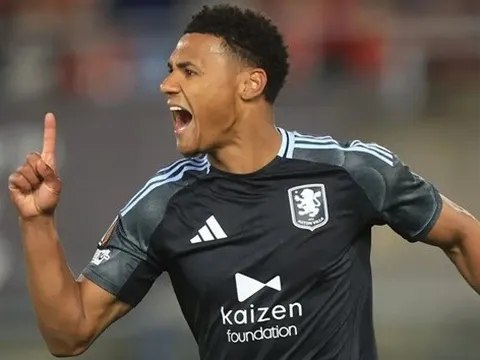 Ollie Watkins chỉ ra chìa khóa giúp Aston Villa vô địch Europa League