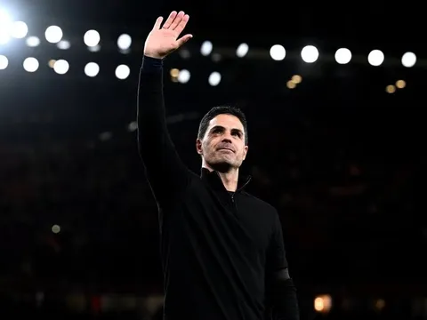 Mikel Arteta phát biểu đầy cảm xúc tại tiệc mừng vô địch Ngoại hạng Anh