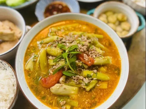 Loại rau xưa chỉ dùng để chăn nuôi, nay được nhiều bà nội trợ săn lùng, giúp thanh lọc cơ thể cực hiệu quả