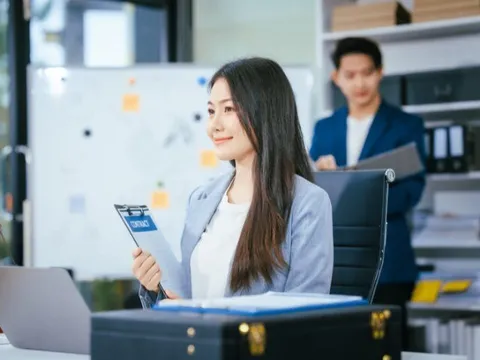 5 nhóm nghề đang ứng dụng AI mạnh nhất hiện nay: Bất ngờ với nhiều ngành học hot, thị trường “khát” nhân lực trẻ