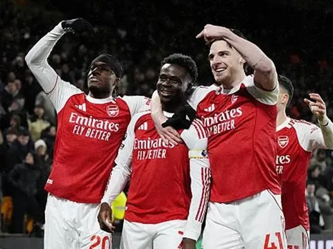 Madueke sáng cửa lên tuyển Anh dự World Cup
