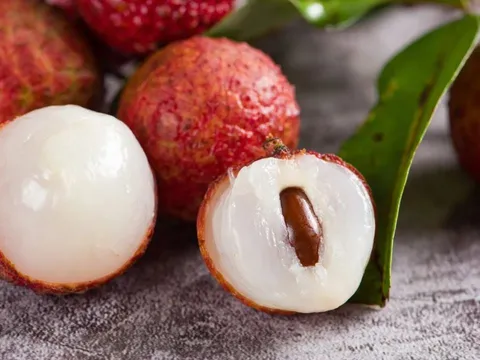 Người bị 5 bệnh này không nên ăn vải