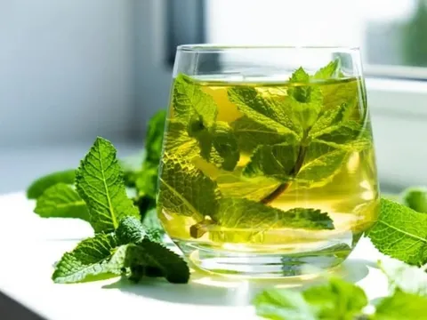 Trà bạc hà có thực sự giúp giảm mụn?